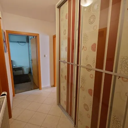 Apartman Mare Nostrum**** *